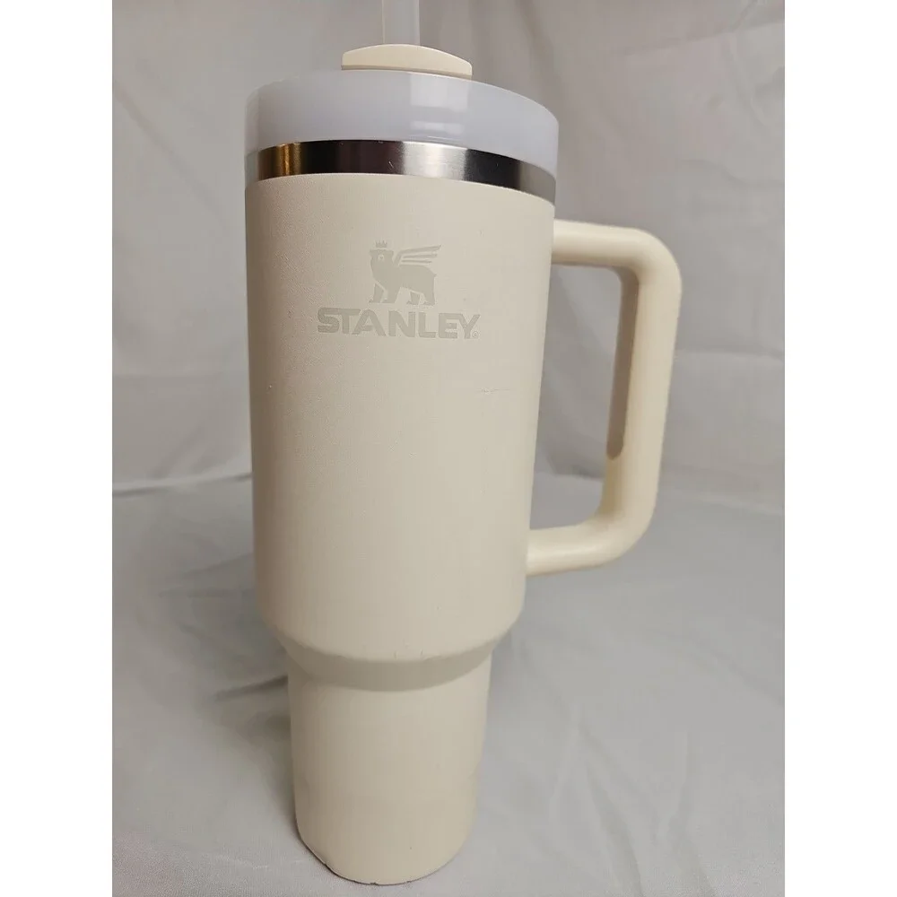 Stanley Quencher H2.0 FlowState Tumbler 40oz Beige Insulated Travel Mug W/ Straw